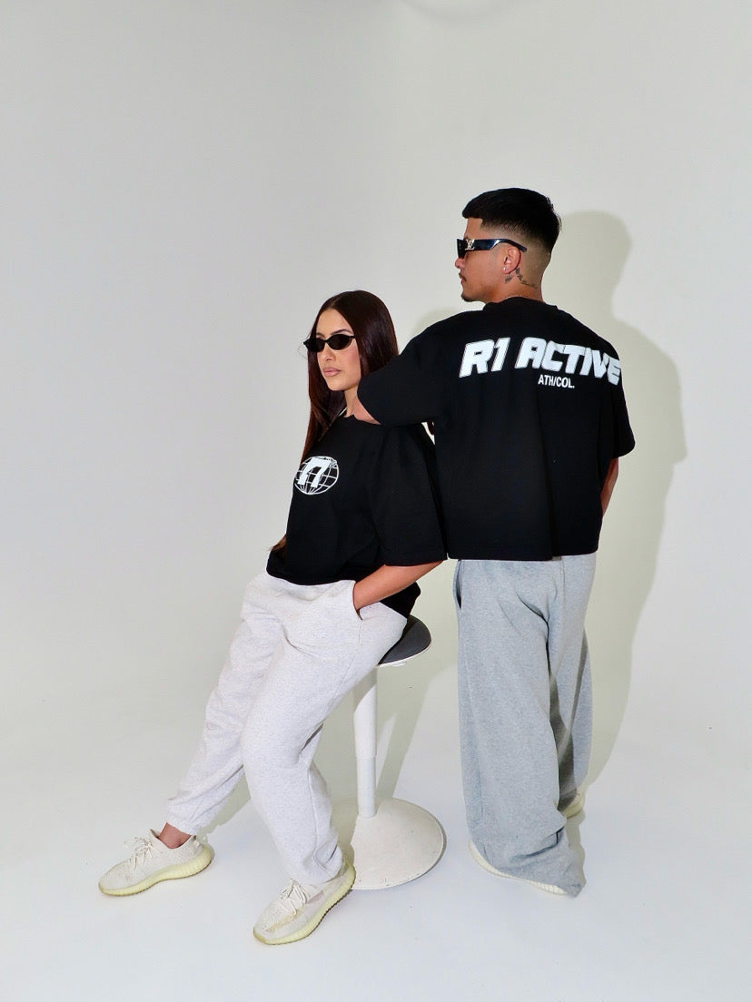 001 T SHIRT - BLACK