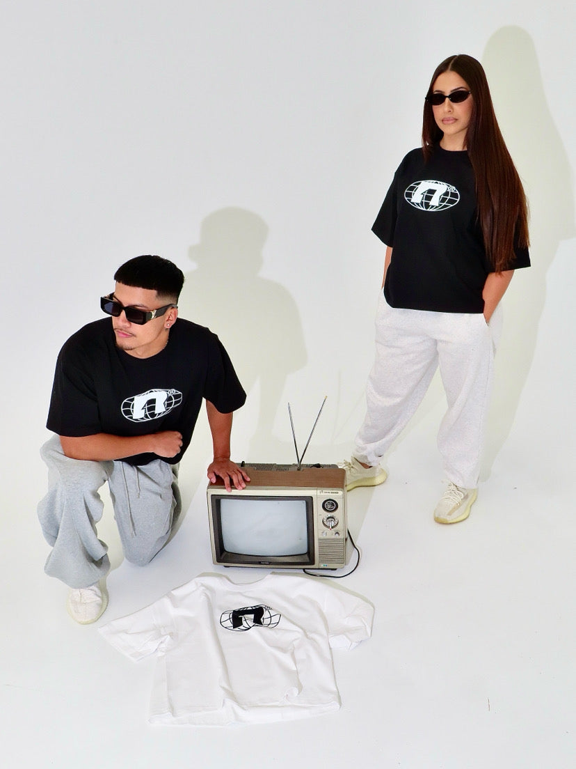 001 T SHIRT - BLACK